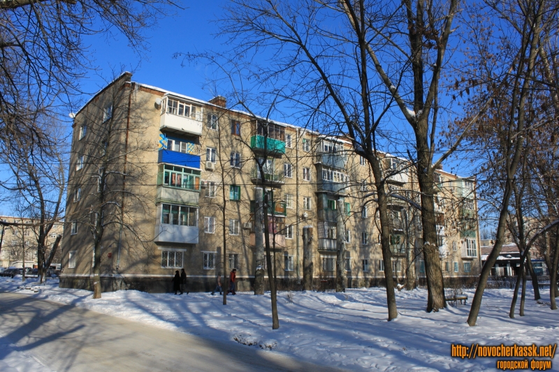 Новочеркасск: Проспект Баклановский, 122