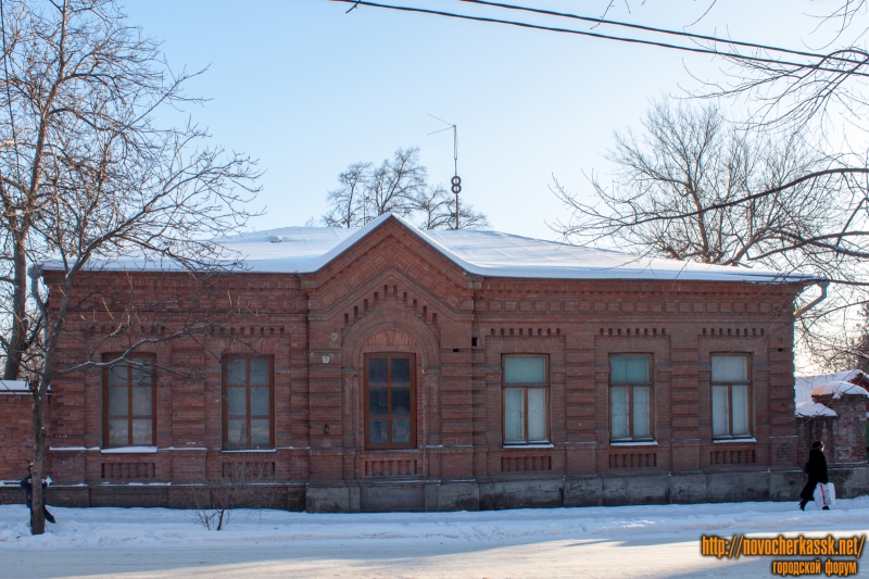 Новочеркасск: Улица Просвещения, 129