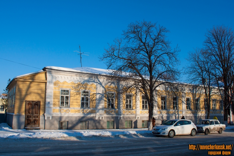 Новочеркасск: Улица Московская, 52
