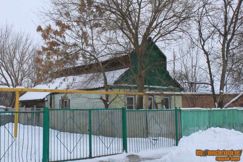 Новочеркасск: Улица Гвардейская, 100