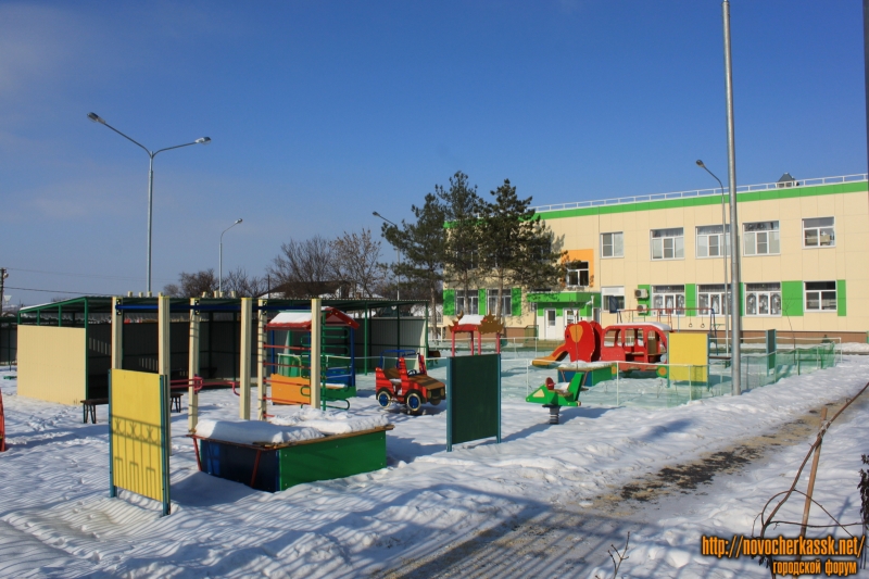 Новочеркасск: Территория детского сада №65 по улице Степной
