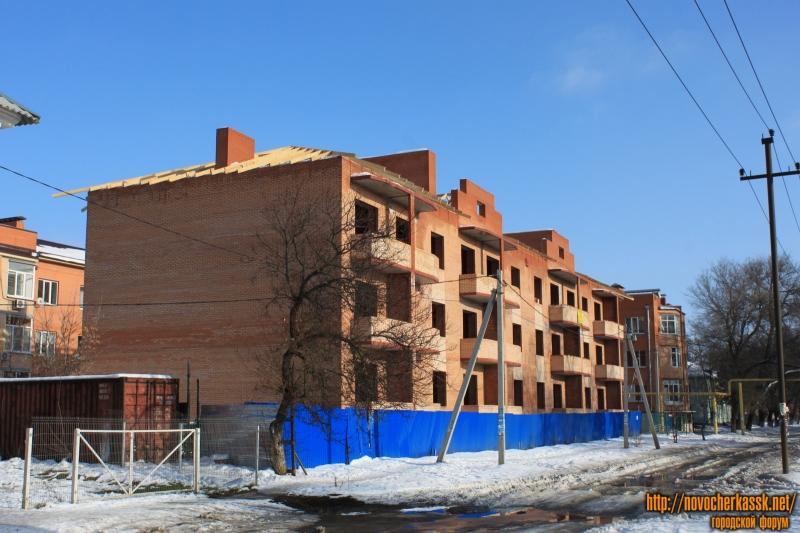 Новочеркасск: Строительство дома по улице Молодежной, 69