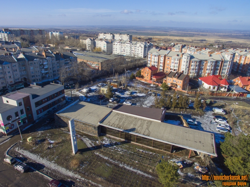 Новочеркасск: Переулок Цимлянский и бывший ресторан «Сармат» на проспекте Баклановском