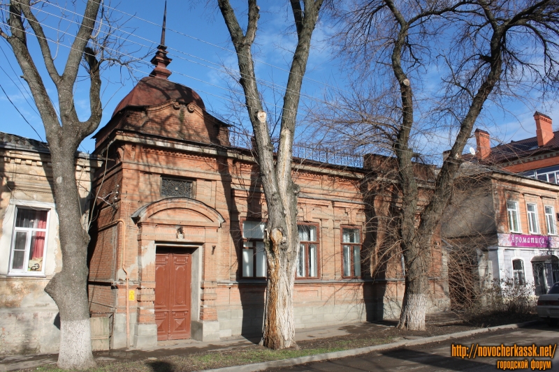 Новочеркасск: Улица им. Генерала Лебедя, 30
