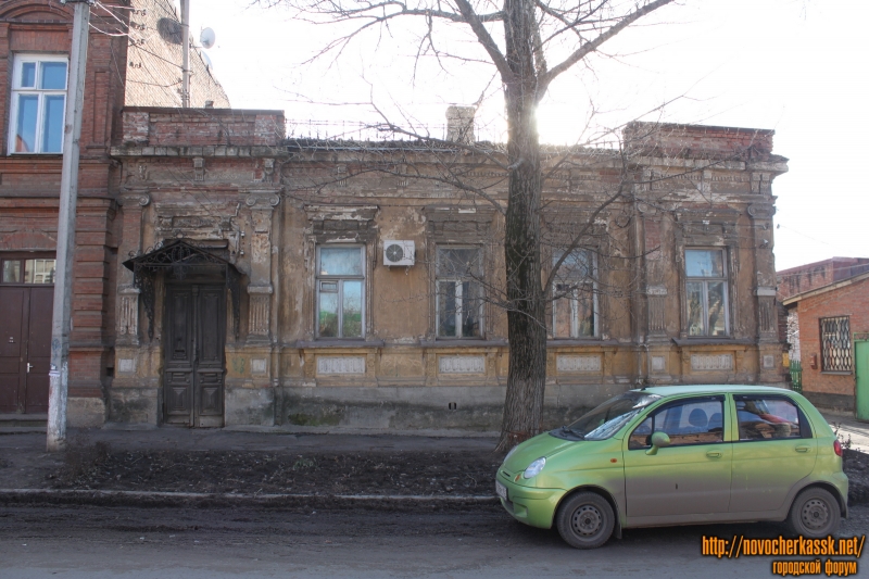 Новочеркасск: Улица им. Генерала Лебедя, 27