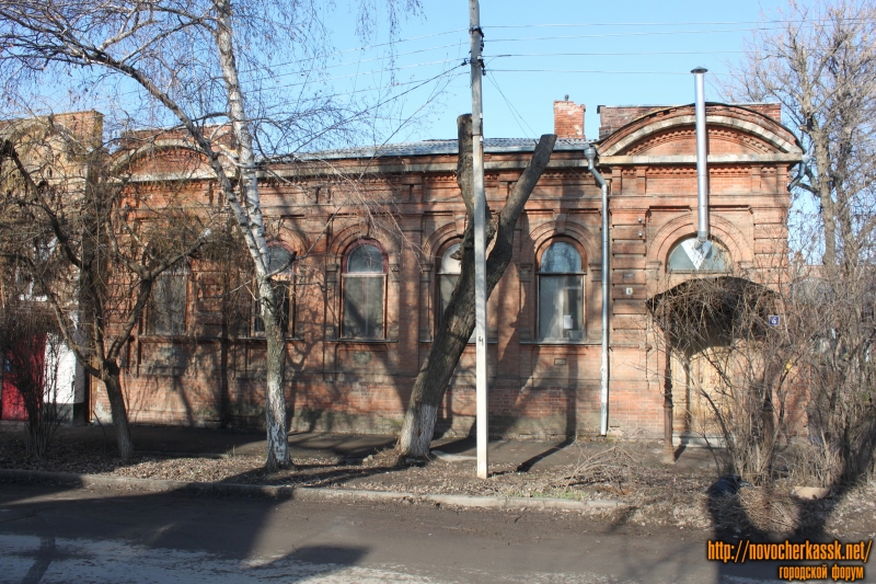 Новочеркасск: Улица им. Генерала Лебедя, 6