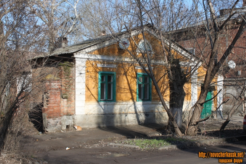 Новочеркасск: Улица им. Генерала Лебедя, 4
