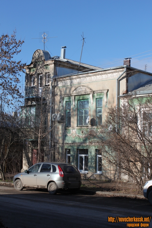 Новочеркасск: Улица им. Генерала Лебедя, 16