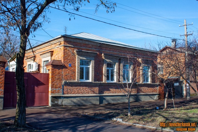 Новочеркасск: Переулок Галины Петровой, 27