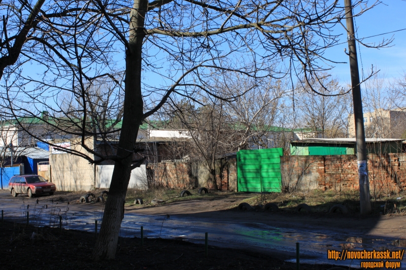 Новочеркасск: Улица Школьная
