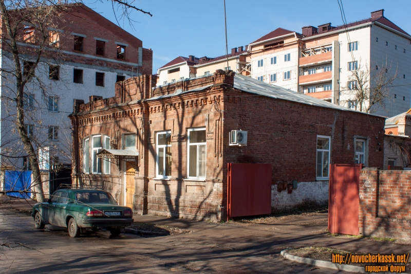 Новочеркасск: Улица Дубовского, 12