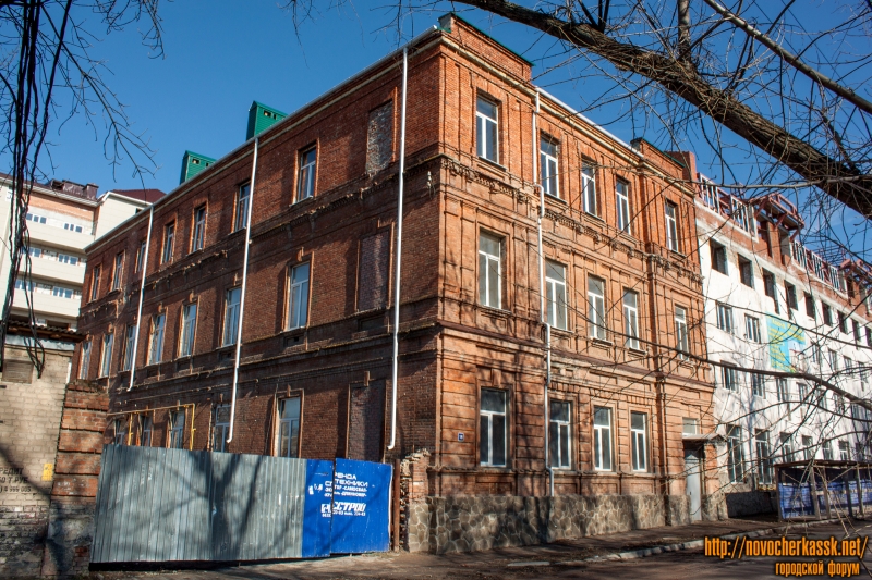 Новочеркасск: Улица Дубовского, 18