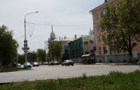 Вид на Московскую с площади Троицкой. Апрель 2013