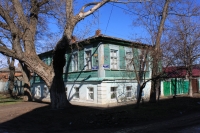 Улица Шумакова, 2 / улица Школьная, 10