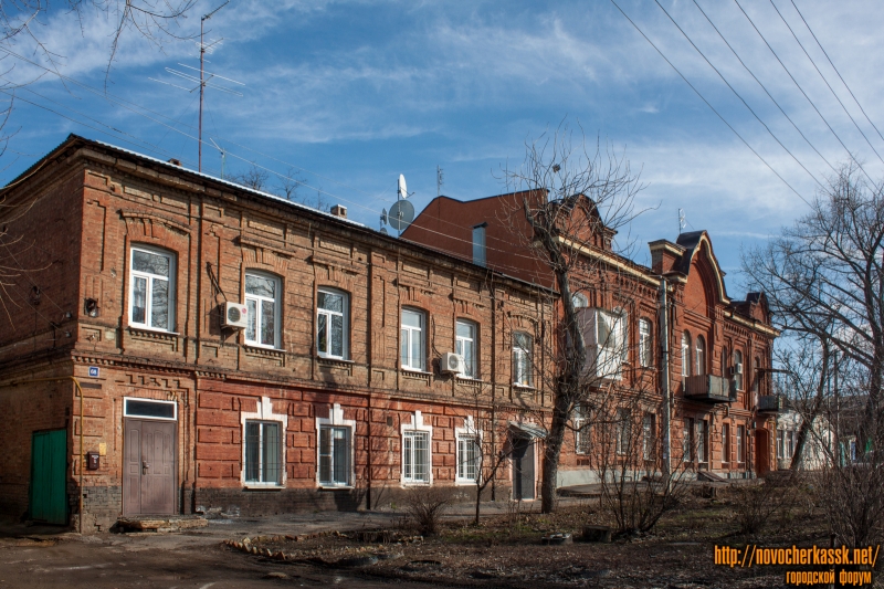 Новочеркасск: Улица Богдана Хмельницкого, 68, 66