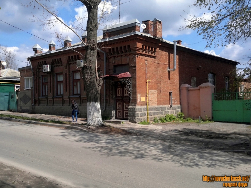 Новочеркасск: Дом по ул. Пушкинской 98