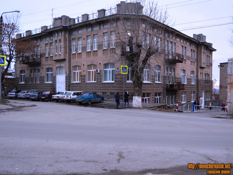 Новочеркасск: Здание штаба артиллерии Войска Донского