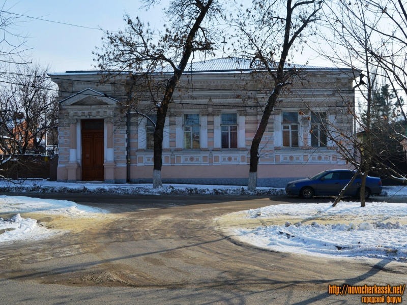 Новочеркасск: Дом по ул. Комитетской 87