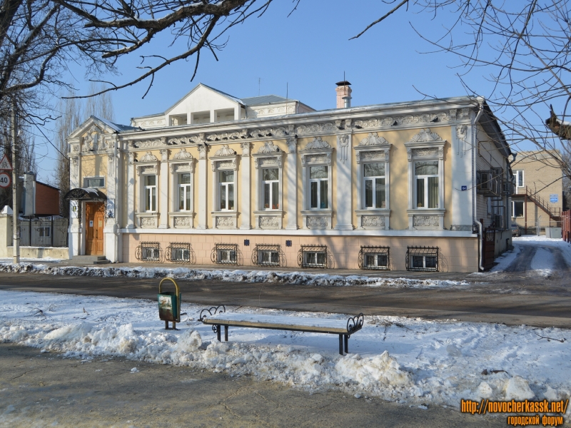 Новочеркасск: Дом по ул. Комитетской 64