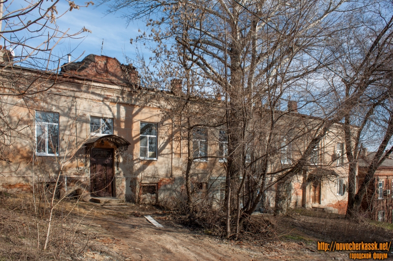 Новочеркасск: Улица Атаманская, 26