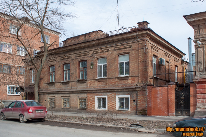Новочеркасск: Улица Атаманская, 60