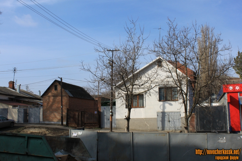 Новочеркасск: Улица Ленгника, 5А