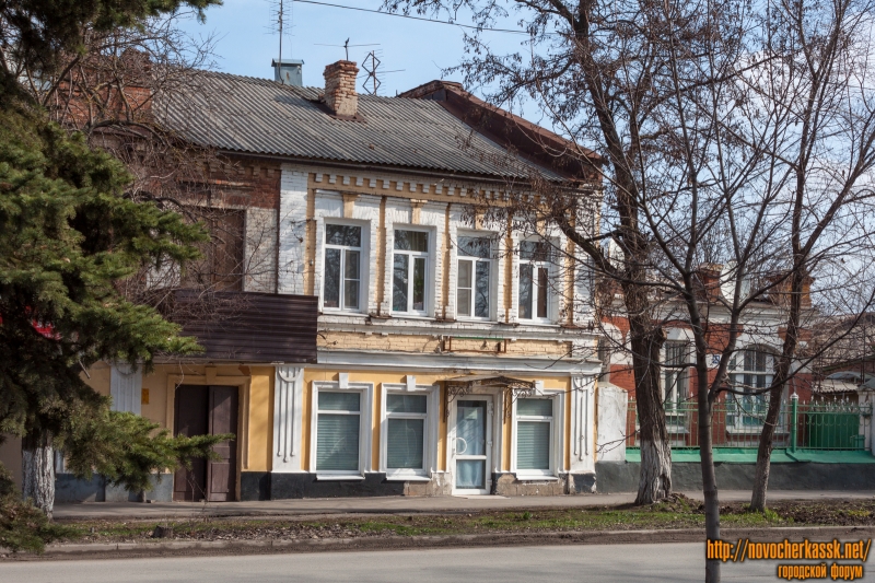 Новочеркасск: Проспект Ермака, 62