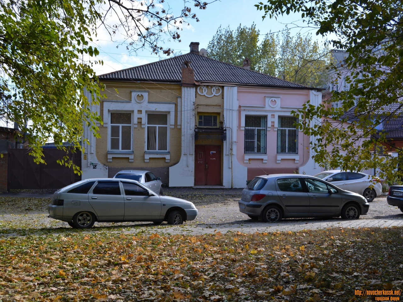 Новочеркасск: Дом по пр-ту Баклановскому 73