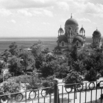 Вид на Александро-Невский храм с кургана