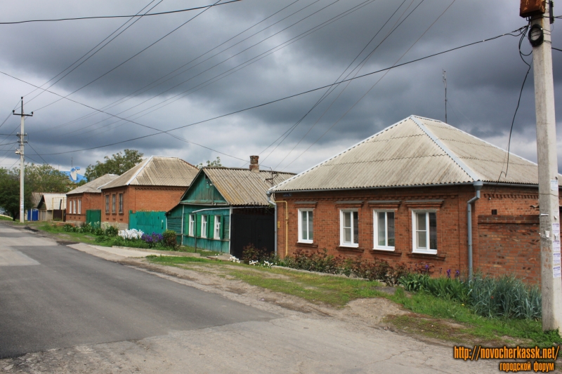 Новочеркасск: Улица Щорса, 162, 164, 166