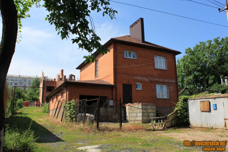 Новочеркасск: Улица Щорса, 11