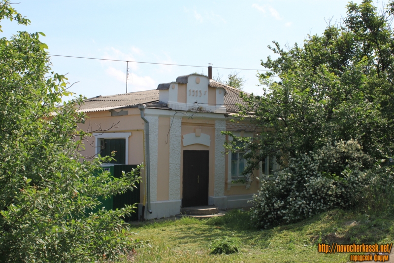 Новочеркасск: Улица Октябрьская, 188