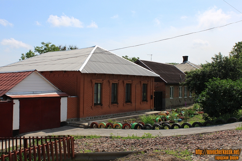 Новочеркасск: Улица Октябрьская, 132