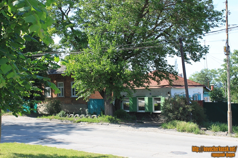Новочеркасск: Улица Будённовская, 50, 52