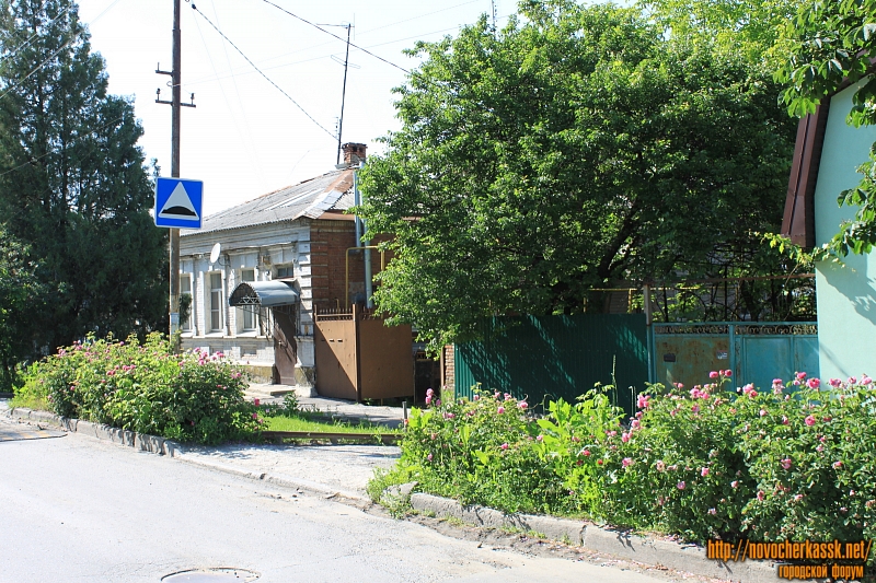 Новочеркасск: Улица Будённовская, 22