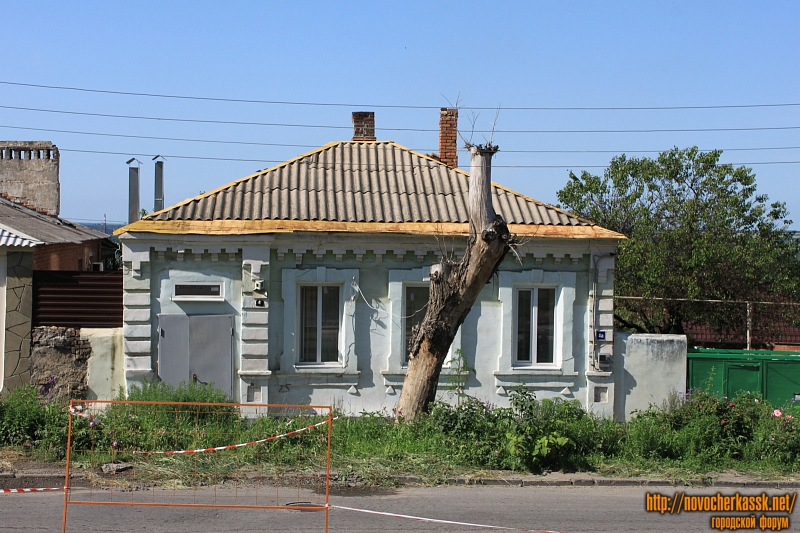 Новочеркасск: Улица Будённовская, 4А