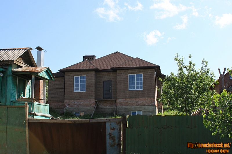 Новочеркасск: Улица Грекова, 153