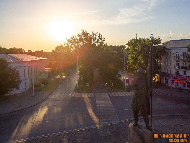 Новочеркасск: Памятник Ермаку на закате