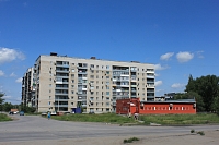 Улица Визирова, 11 и магазин «Пятёрочка»
