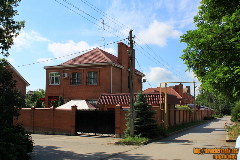 Новочеркасск: Переулок Рощинский, 1