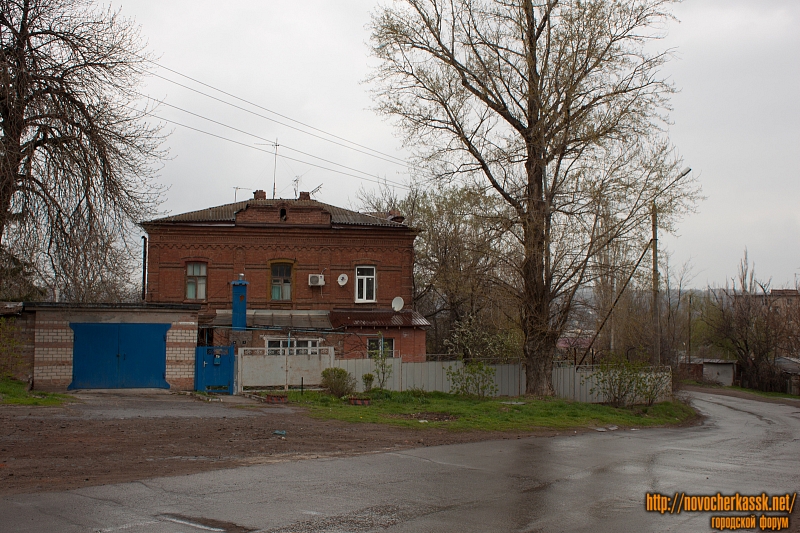 Новочеркасск: Улица Силикатная, 22 (обозначена как Старочеркасская, 2)