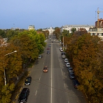 Улица Московская осенью