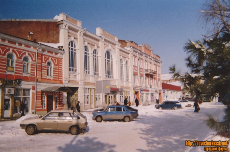 Новочеркасск: Проспект Платовский, 80, 82