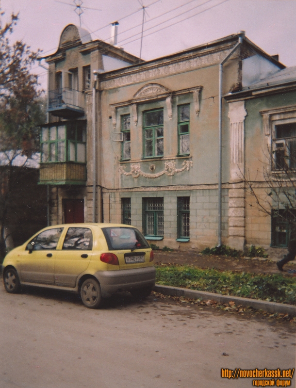 Новочеркасск: Улица имени генерала Лебедя, 16