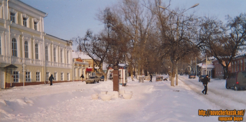 Новочеркасск: Улица Комитетская. Вид с улицы Московской