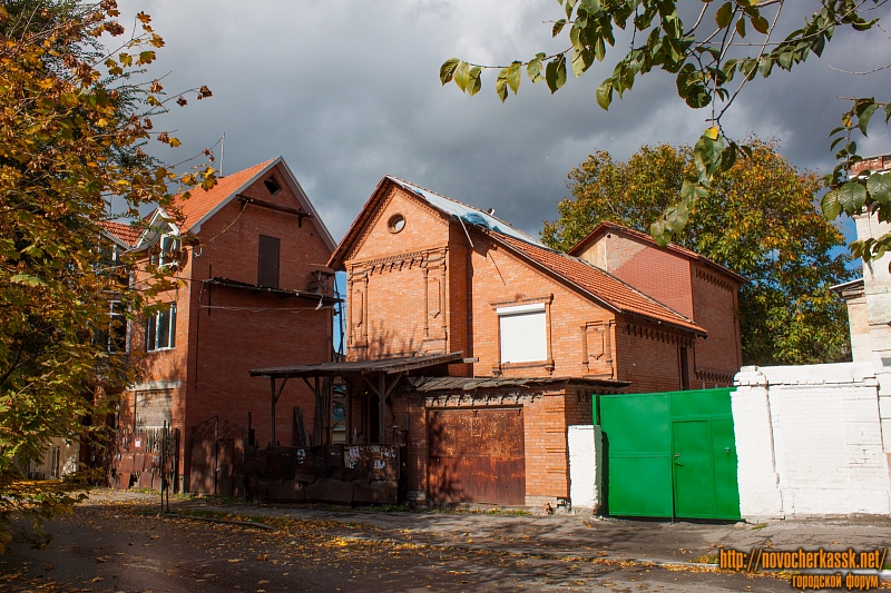 Новочеркасск: Улица Комитетская, 86