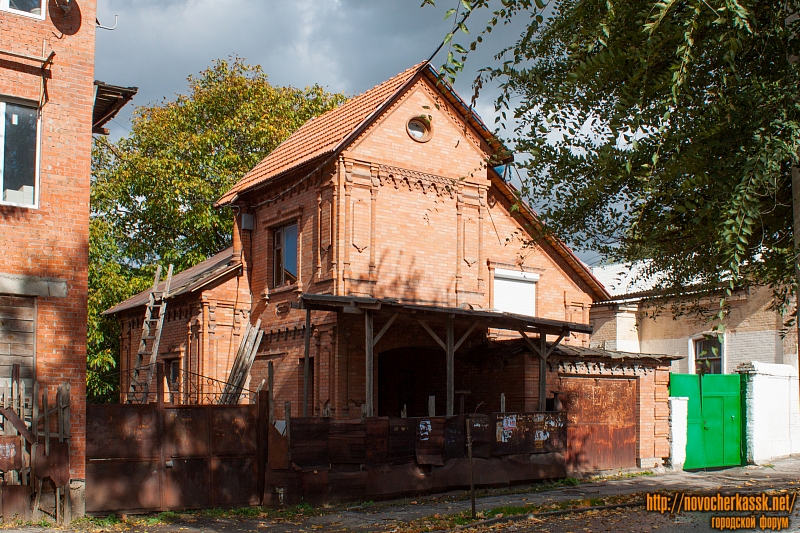 Новочеркасск: Улица Комитетская, 86