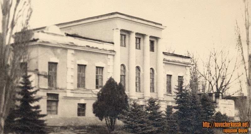 Новочеркасск: Проспект Ермака, 44