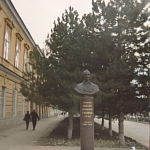Памятник Суворову на Платовском проспекте на пересечении с Пушкинской