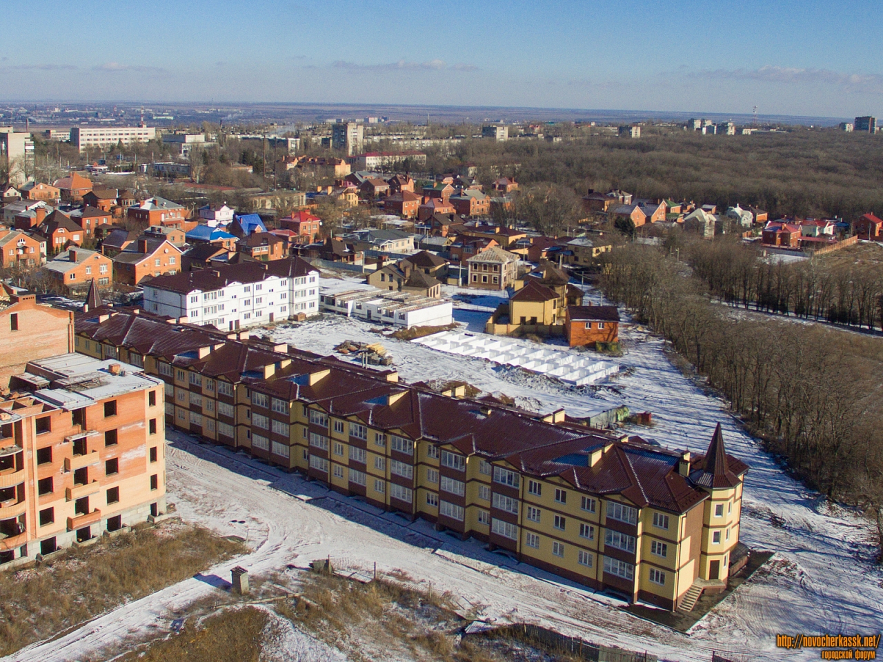 Квартира в рощинском самарская область. ЖК Рощинский Новочеркасск. Переулок Рощинский Новочеркасск. Новочеркасск Рощинский 8. Новочеркасск улица Рощинская.